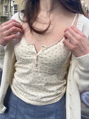 Brandy melville floral Tiffany tank